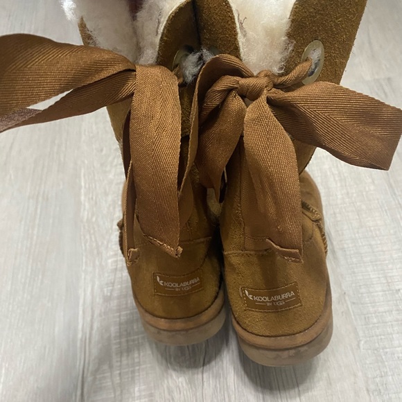 Tan Koolaburra By Ugg Boots Size 9 - Picture 3 of 6